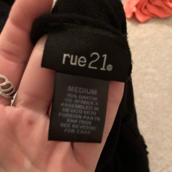 Crop Top - Picture 2 of 2